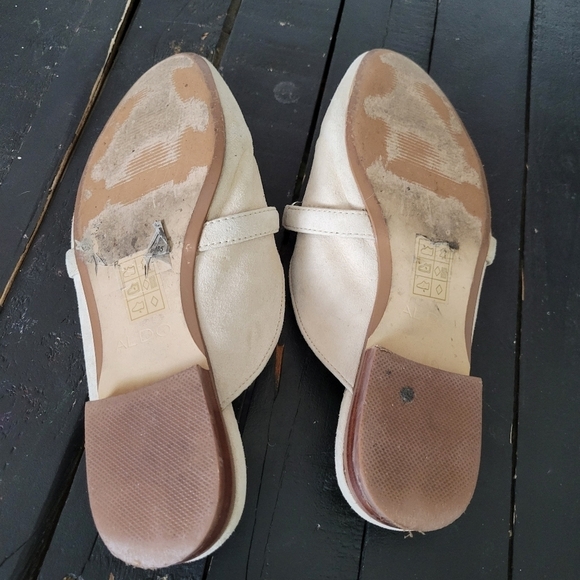 Aldo Mules Beige Slides Slip On Horsebit Studs Women's 7 Shoes - Picture 8 of 9